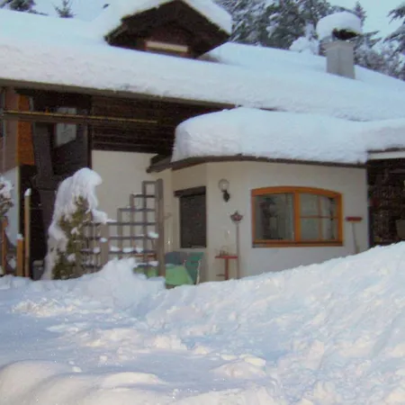 In With Pool And Sauna * Wernberg