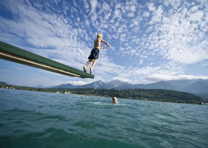 Dom wakacyjny In With Pool And Sauna Wernberg