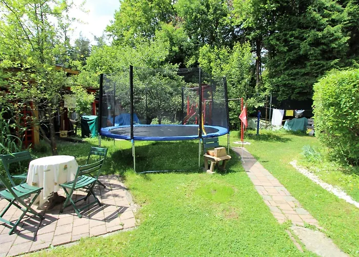 In With Pool And Sauna * Wernberg