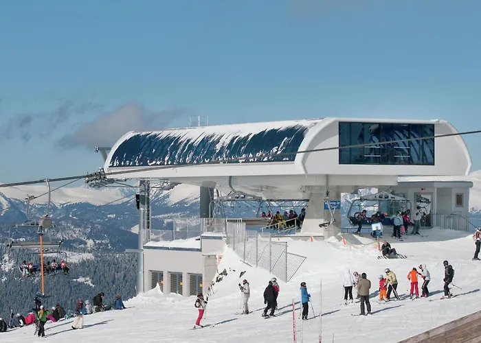 In With Pool And Sauna Dom wakacyjny